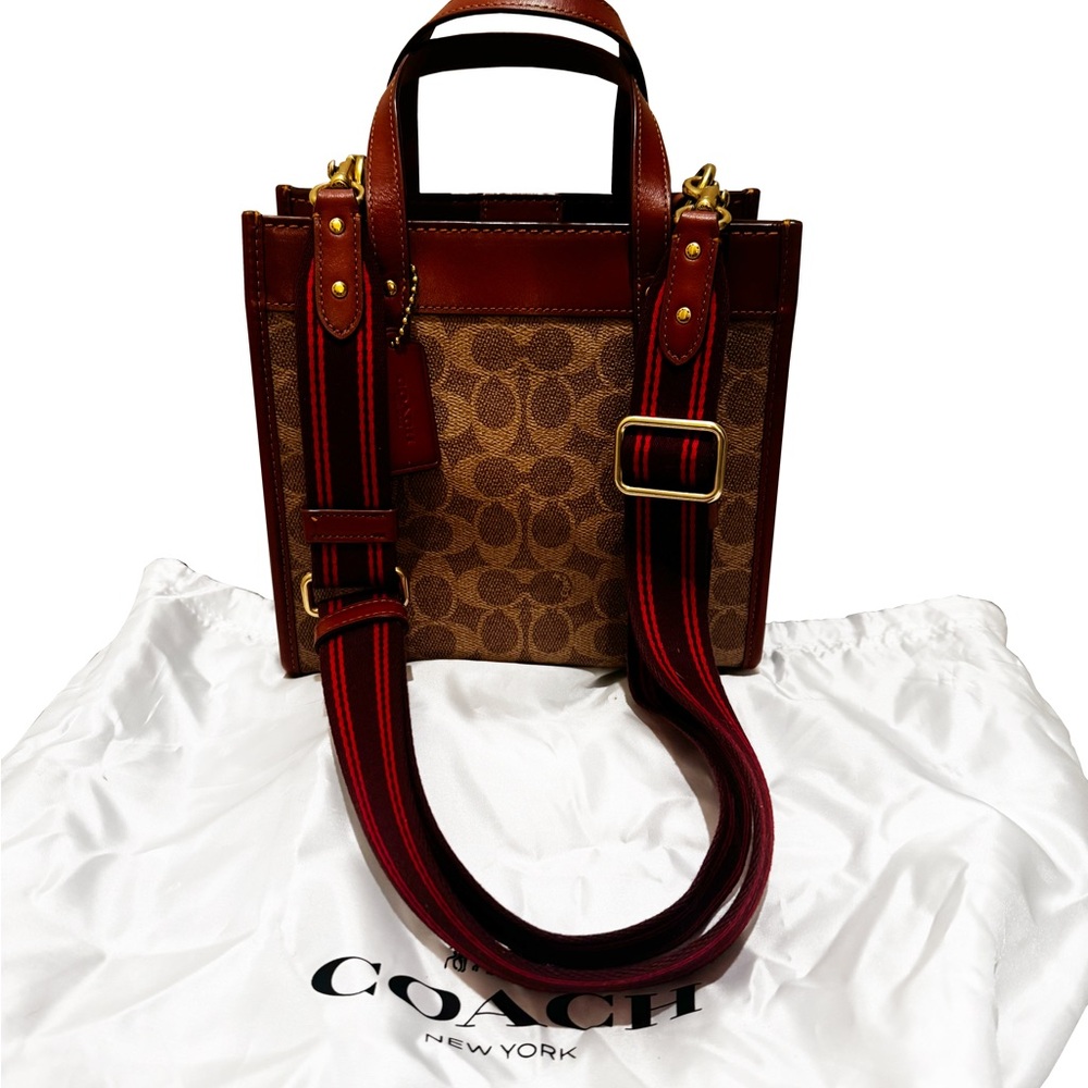 Coach Purse in Signature Canvas